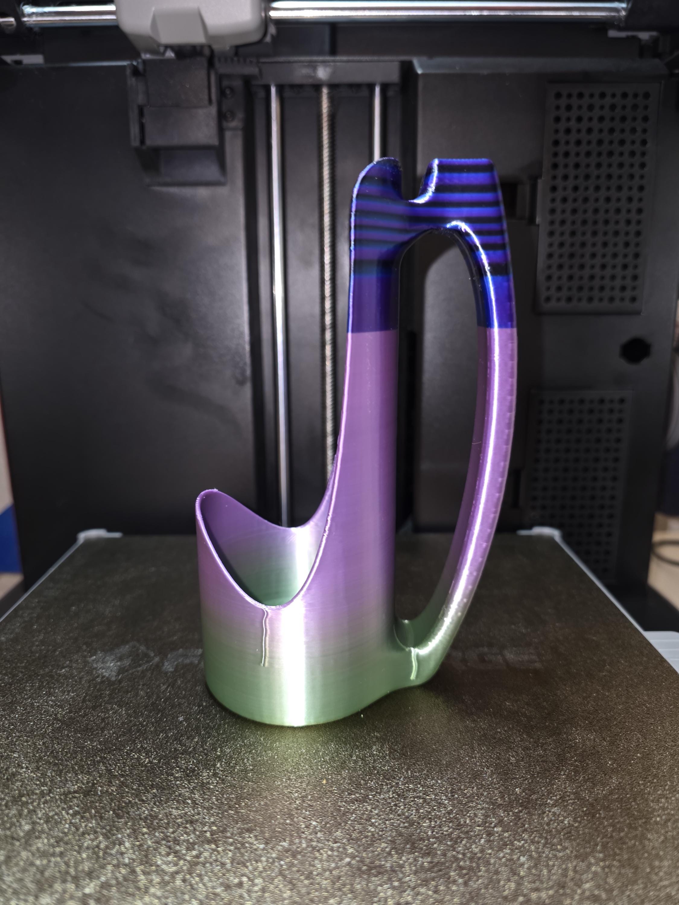 Skinny Can Holder