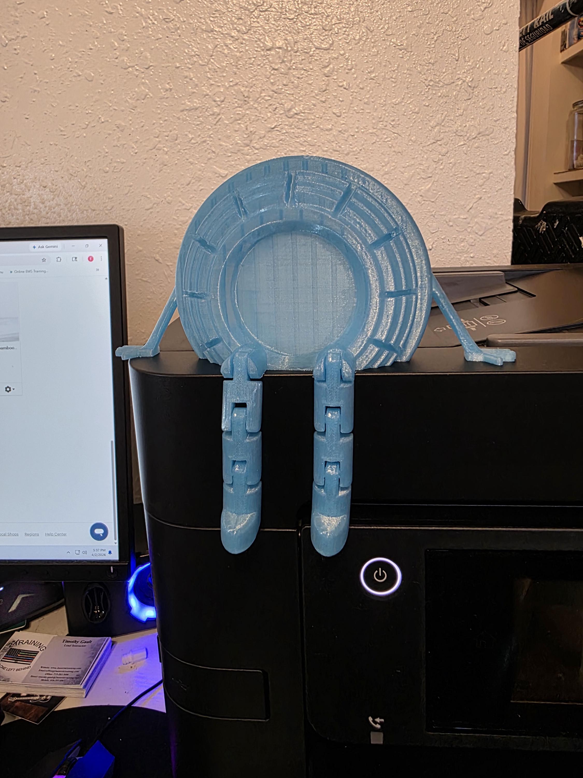 Articulating clay buddy desk toy